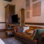 Hotel The Yard *