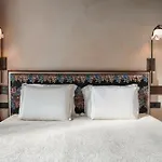The Yard Hotel *